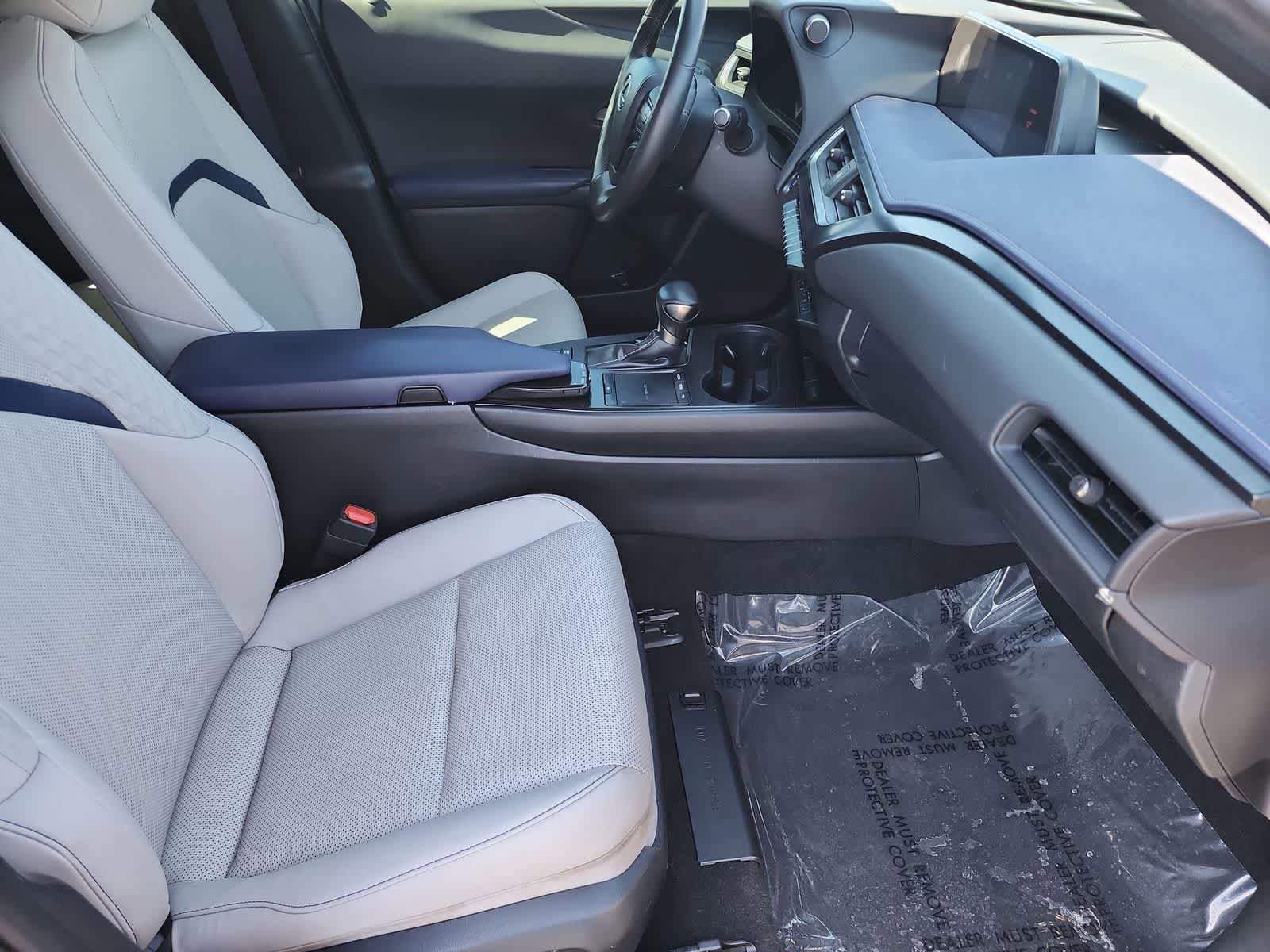 Used 2021 Lexus UX 250h w/ Premium Package AWD/4WD image 18