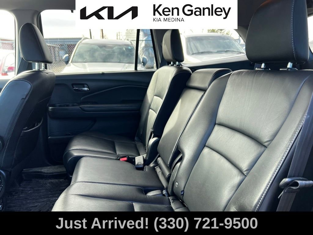 Used 2019 Honda Pilot Touring image 10