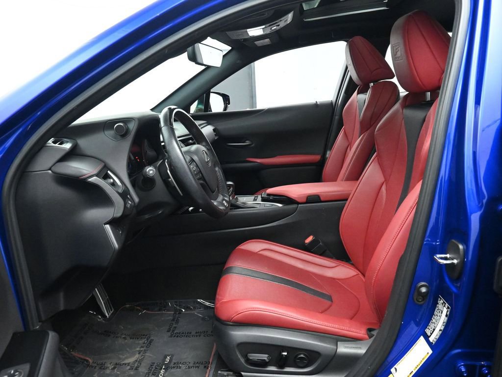 Used 2022 Lexus UX 200 F Sport w/ F Sport Premium Package image 10