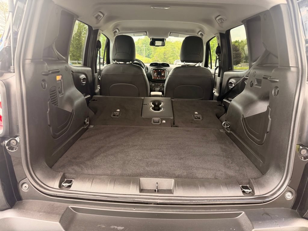 Used 2022 Jeep Renegade Limited AWD/4WD image 35