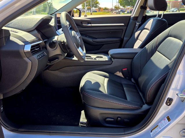 New 2026 Nissan Altima 2.5 SR w/ SR Premium Package FWD image 5