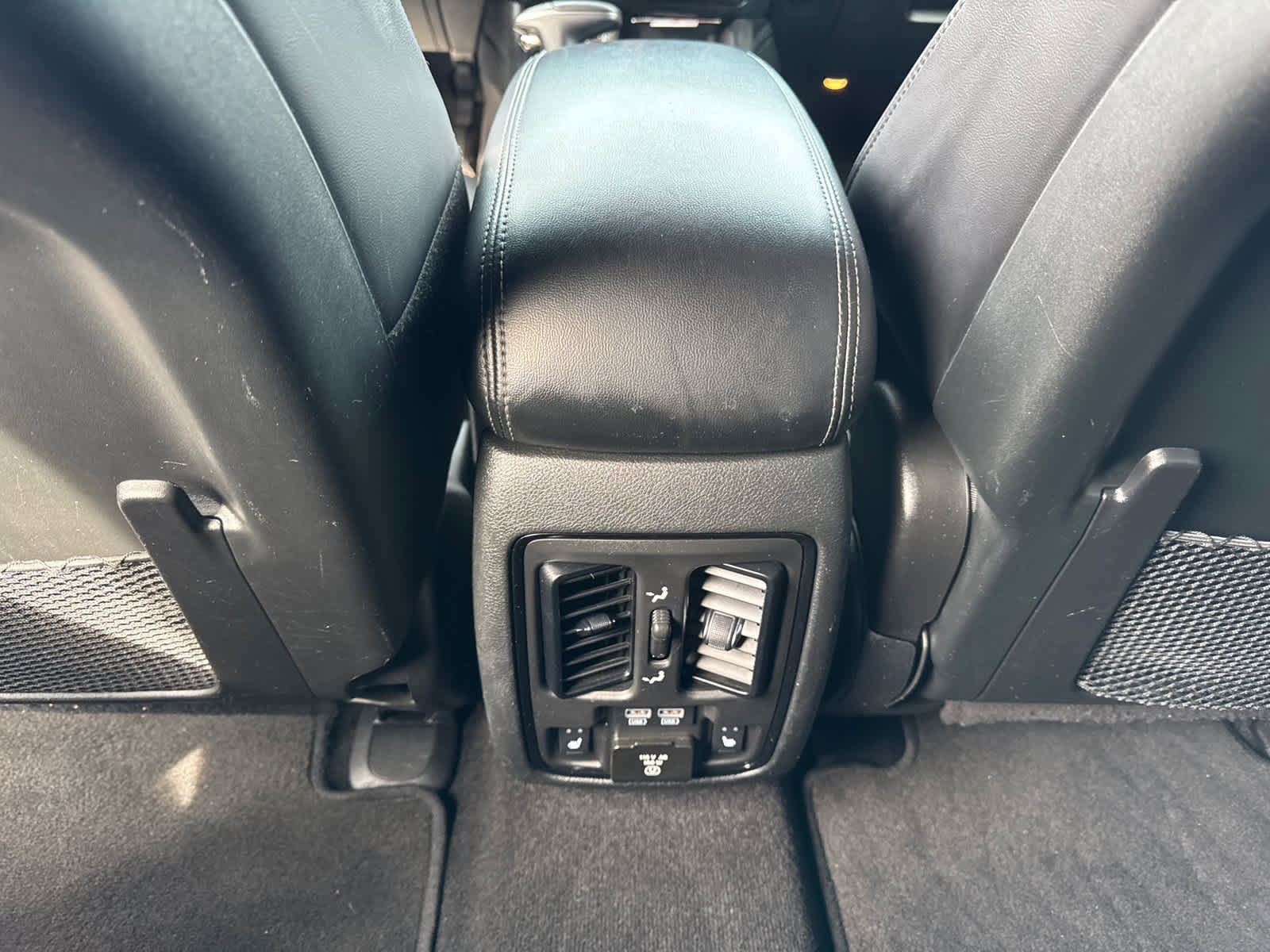 Used 2022 Dodge Durango GT image 31