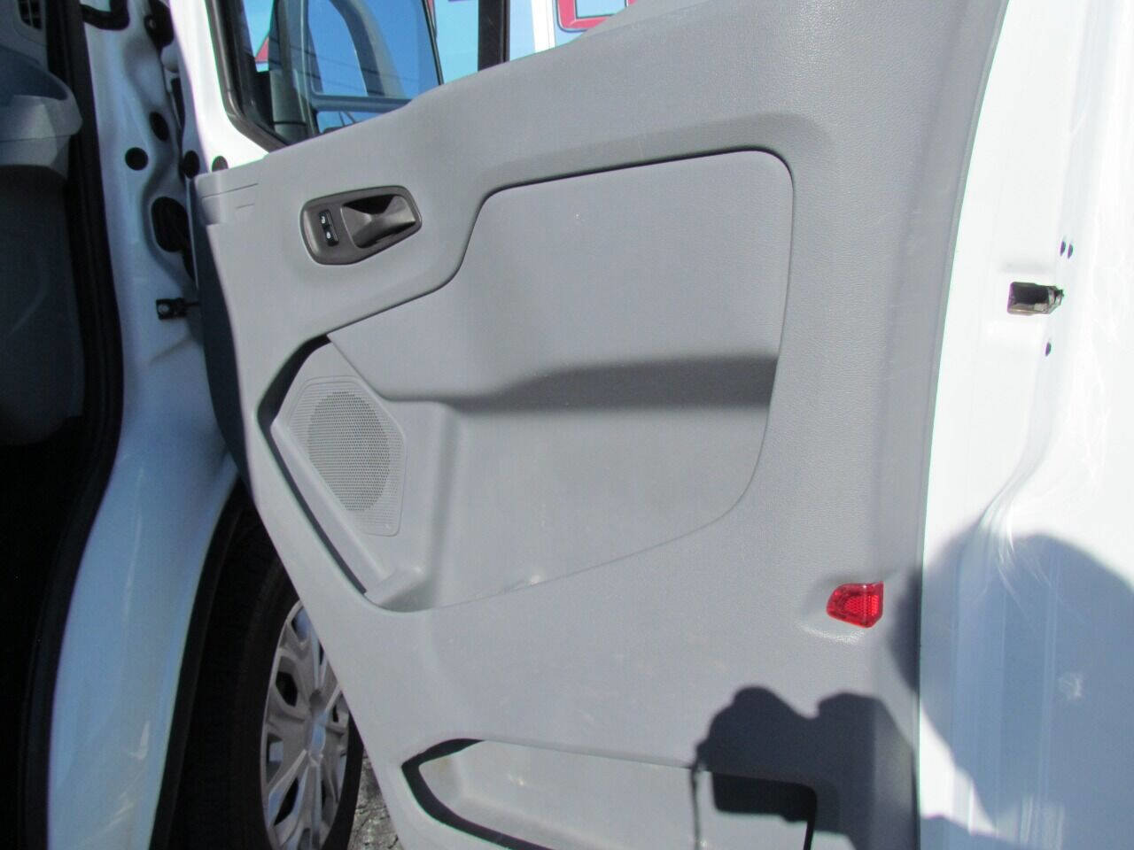 Used 2016 Ford Transit 350 XLT image 16