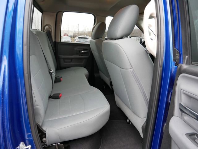 Used 2017 RAM 1500 Classic SLT AWD/4WD image 9