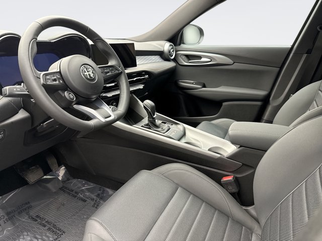 Used 2024 Alfa Romeo Tonale Ti AWD/4WD image 10