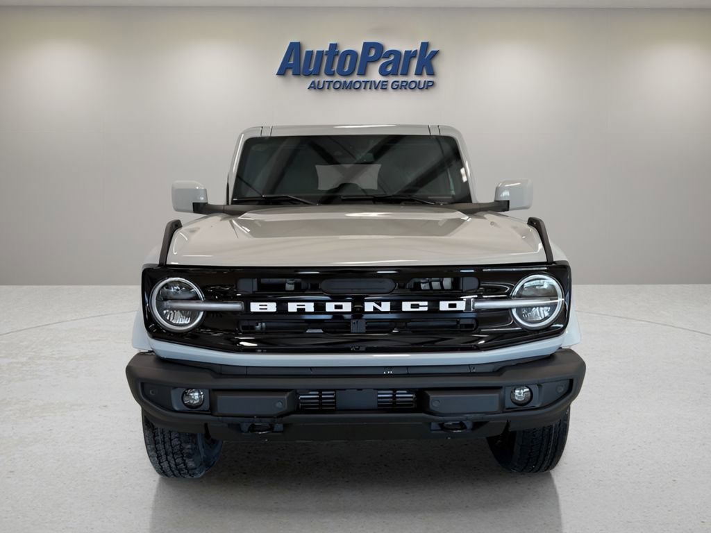 New 2026 Ford Bronco Outer Banks AWD/4WD image 2