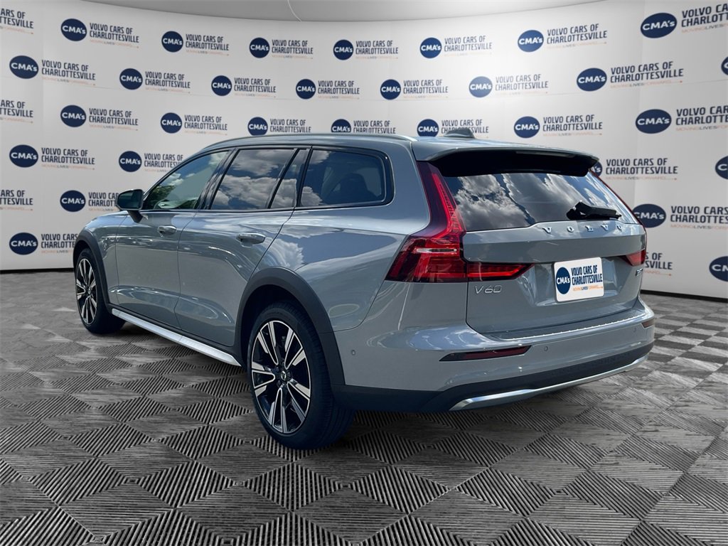New 2026 Volvo V60 B5 Cross Country Ultra w/ Protection Package Premier image 3