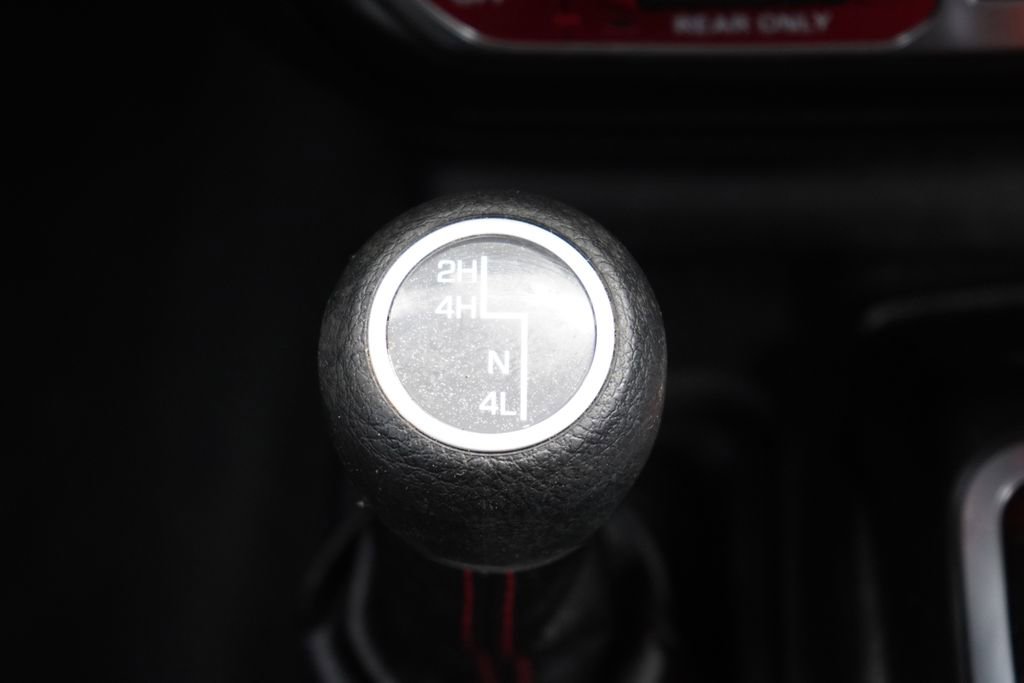 Used 2018 Jeep Wrangler Unlimited Rubicon AWD/4WD image 22