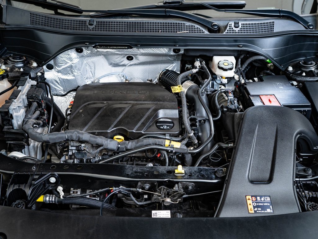 Used 2024 Chevrolet Trax LT w/ Driver Confidence Package image 33