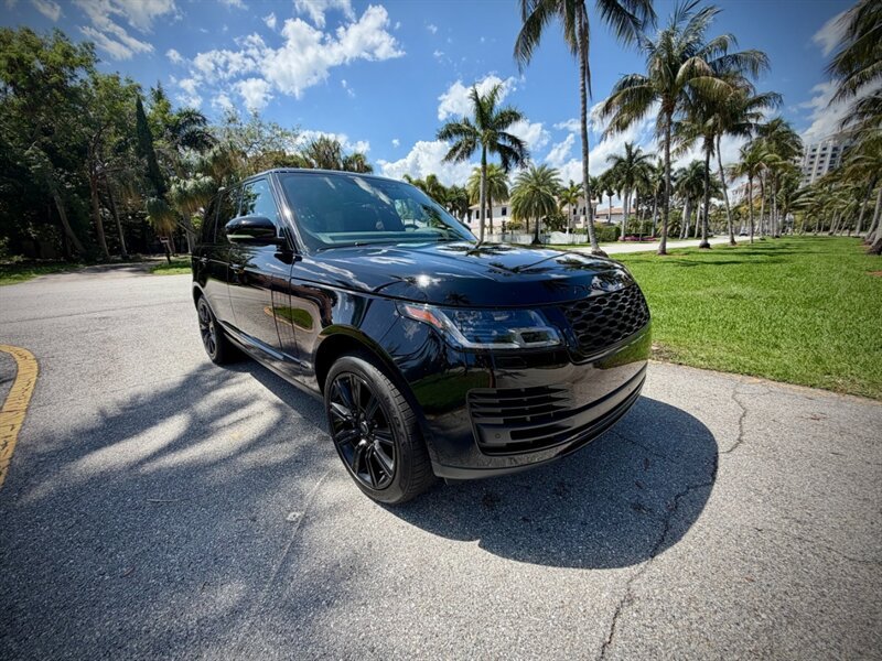 Used 2019 Land Rover Range Rover Supercharged AWD/4WD image 1