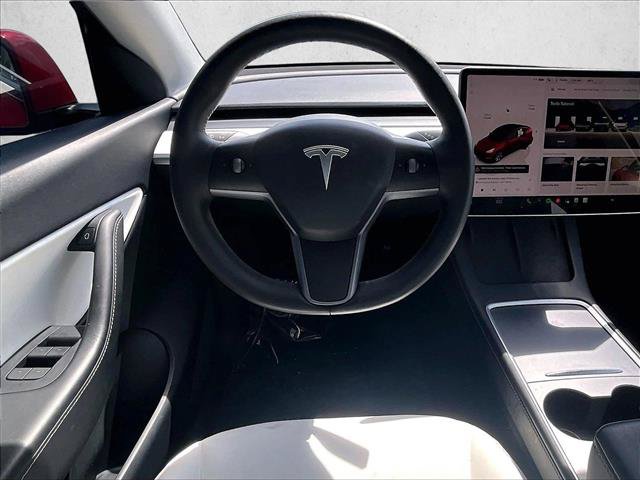 Used 2022 Tesla Model Y Long Range AWD/4WD image 7