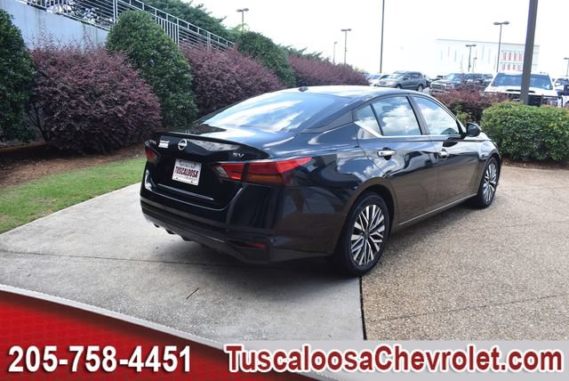 Used 2024 Nissan Altima 2.5 SV FWD image 10