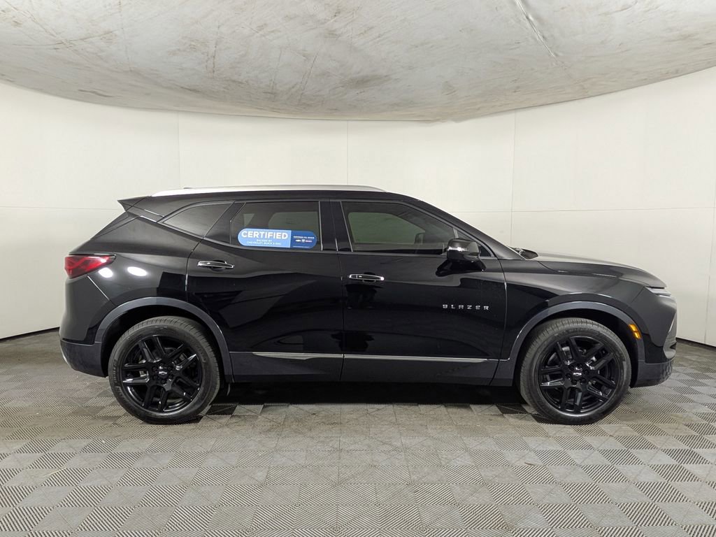 Certified 2025 Chevrolet Blazer Premier w/ Driver Confidence II Package image 7