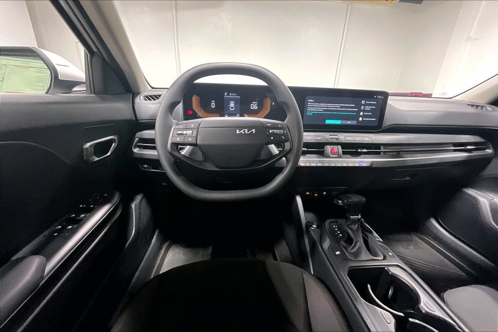 New 2026 Kia K4 FWD image 12