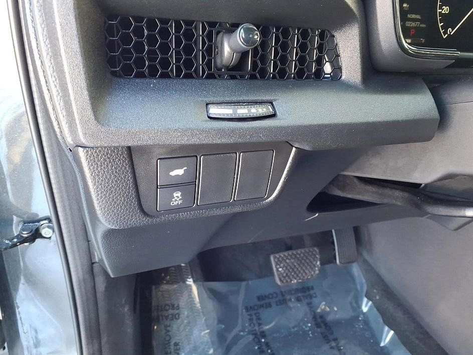 Used 2025 Honda CR-V Sport-L image 10