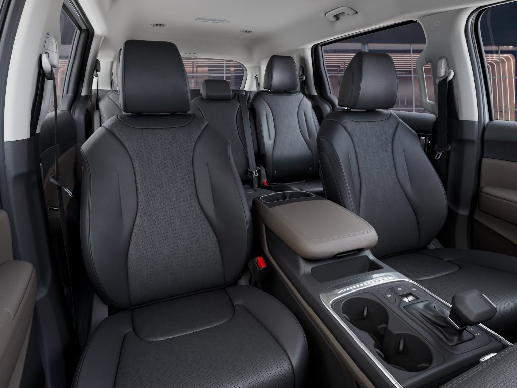 New 2026 Kia Carnival FWD image 15