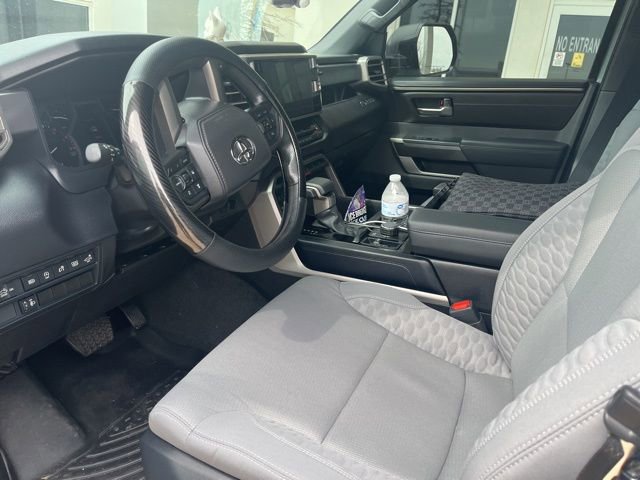 Used 2025 Toyota Tundra SR5 w/ SR5 Convenience Package image 9