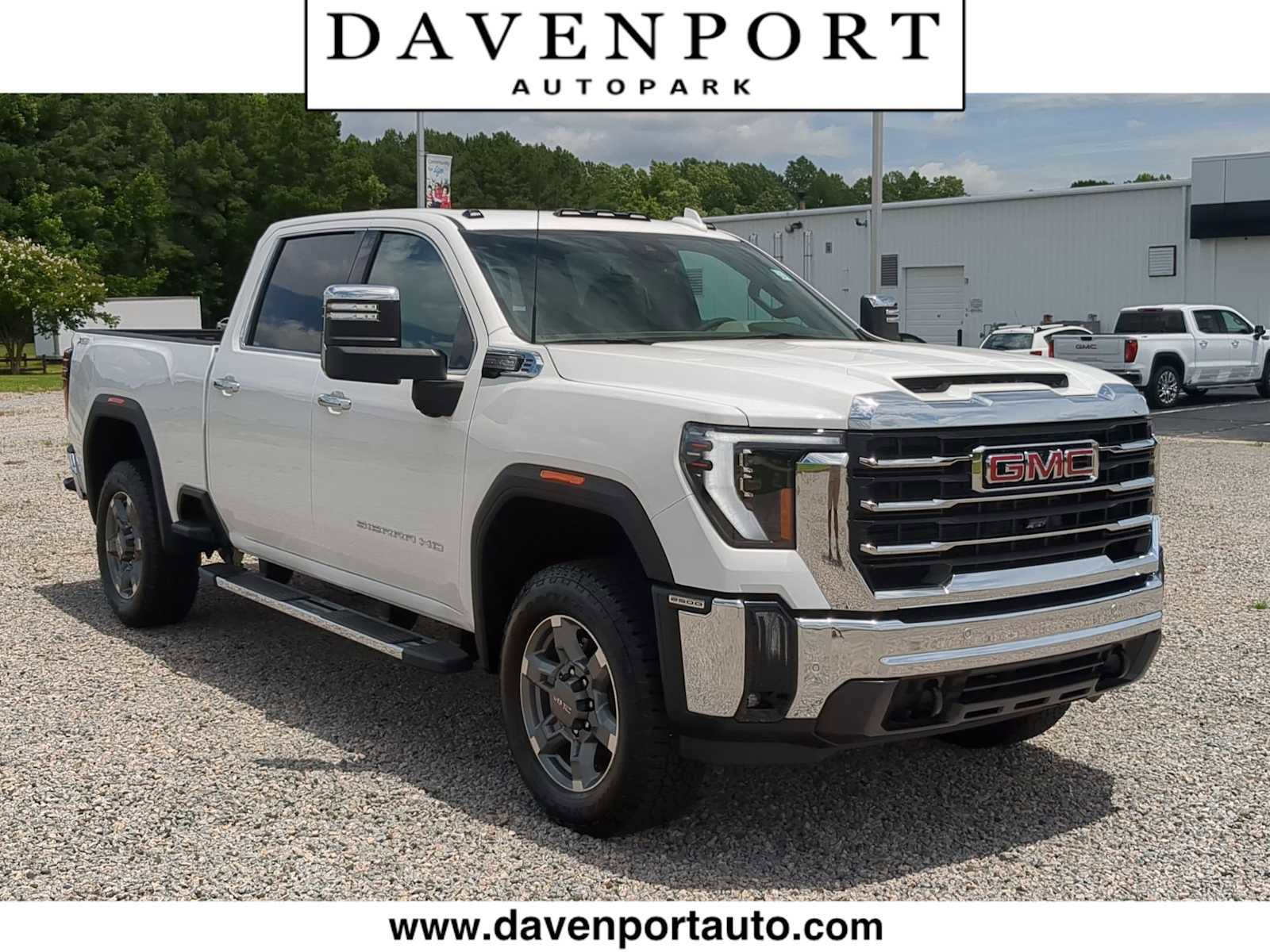 New 2025 GMC Sierra 2500 SLT w/ SLT Premium Package