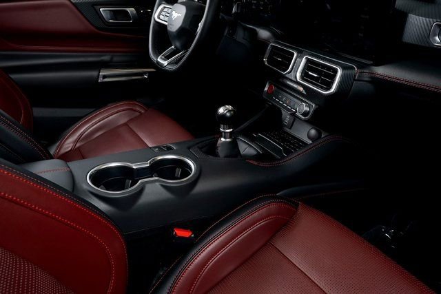 Used 2024 Ford Mustang GT Premium image 38