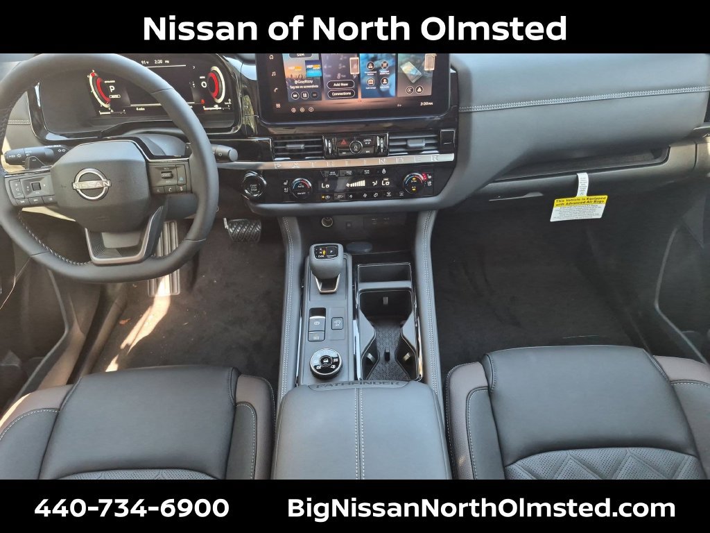 New 2026 Nissan Pathfinder Platinum AWD/4WD image 17