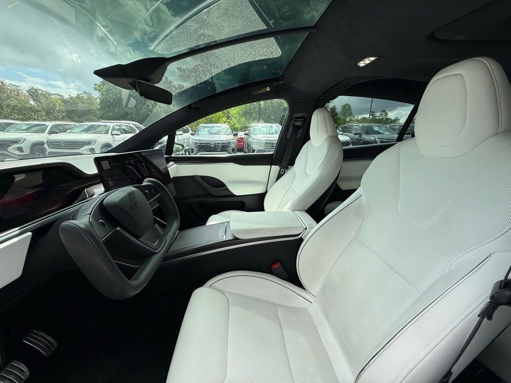 Used 2024 Tesla Model X Plaid image 15