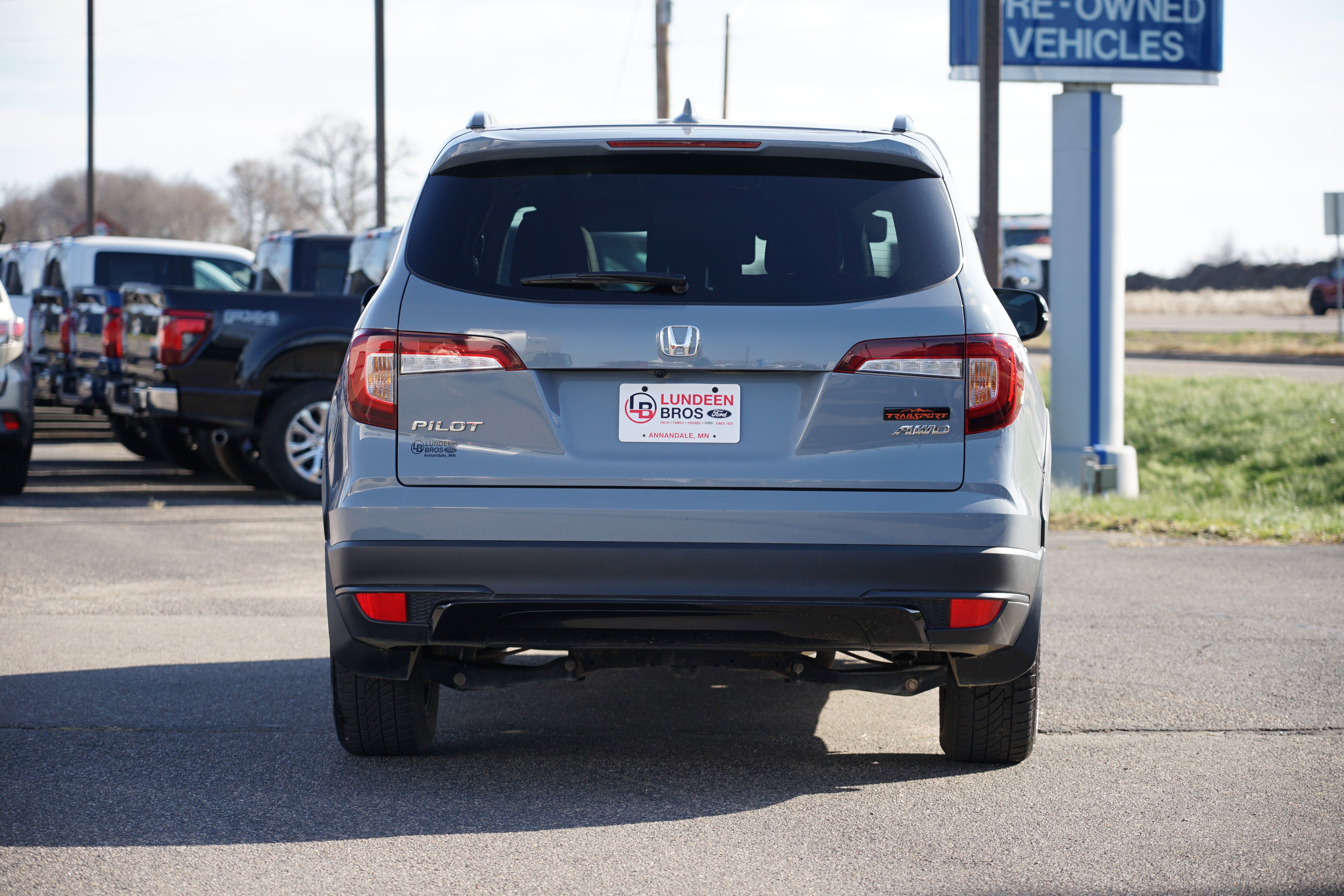 Used 2022 Honda Pilot TrailSport image 4