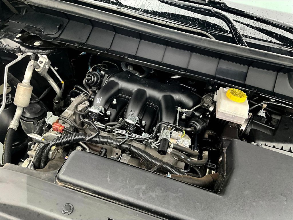 Used 2025 Nissan Pathfinder SL AWD/4WD image 34