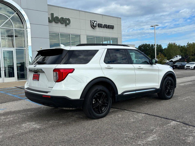 Used 2022 Ford Explorer XLT image 4