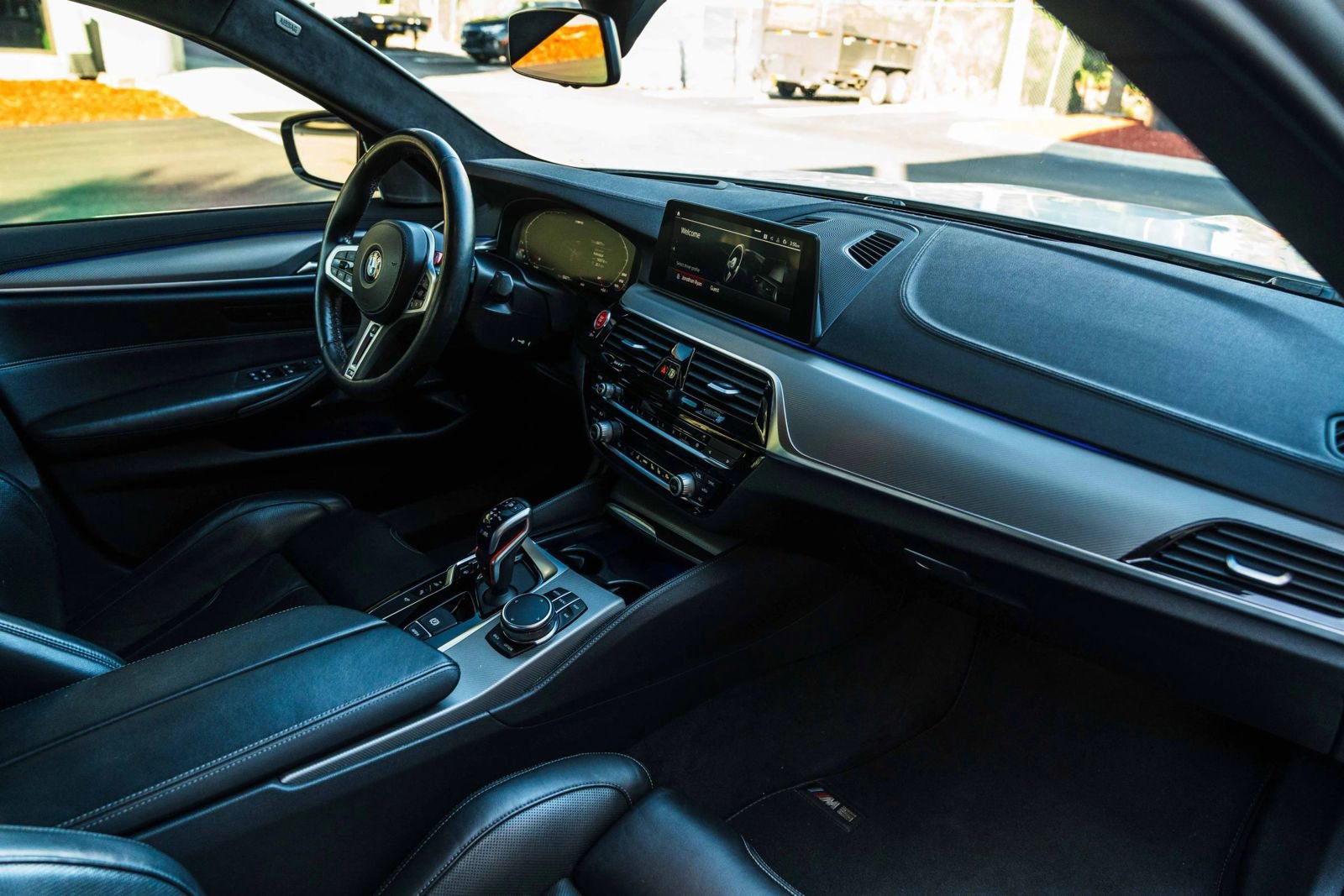 Used 2020 BMW M5 w/ Executive Package image 43