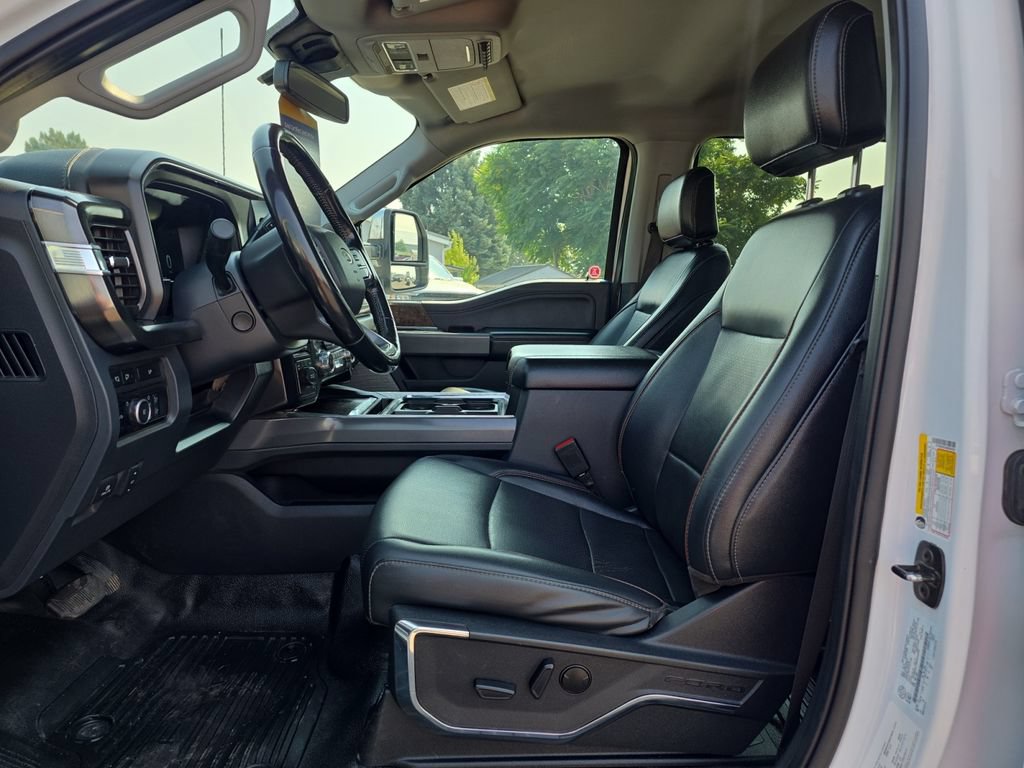 Certified 2024 Ford F350 4x4 Crew Cab DRW Super Duty image 17