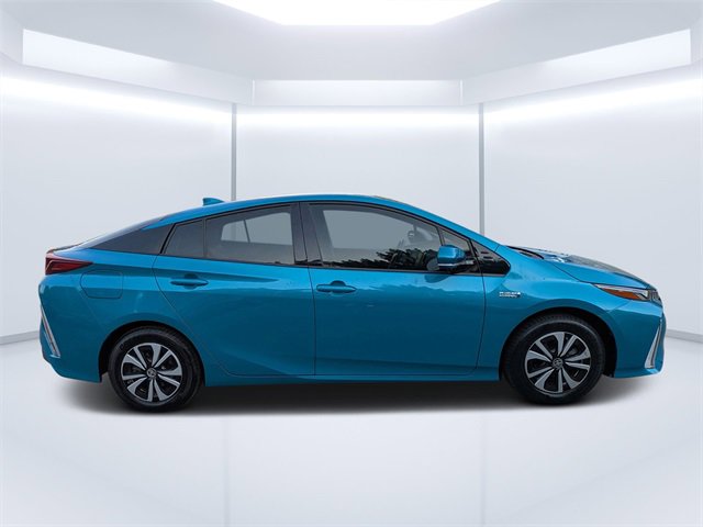 Used 2019 Toyota Prius Prime Premium image 2
