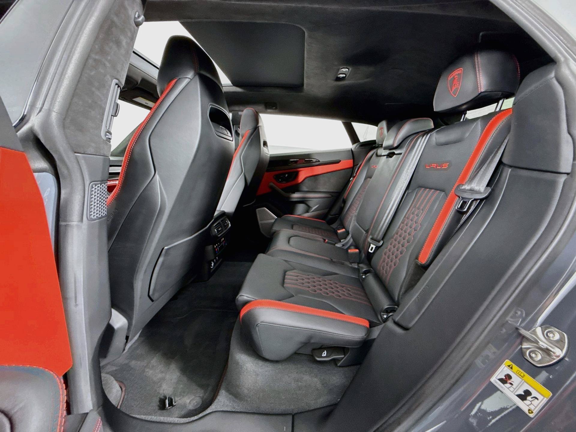 Used 2024 Lamborghini Urus S AWD/4WD image 24