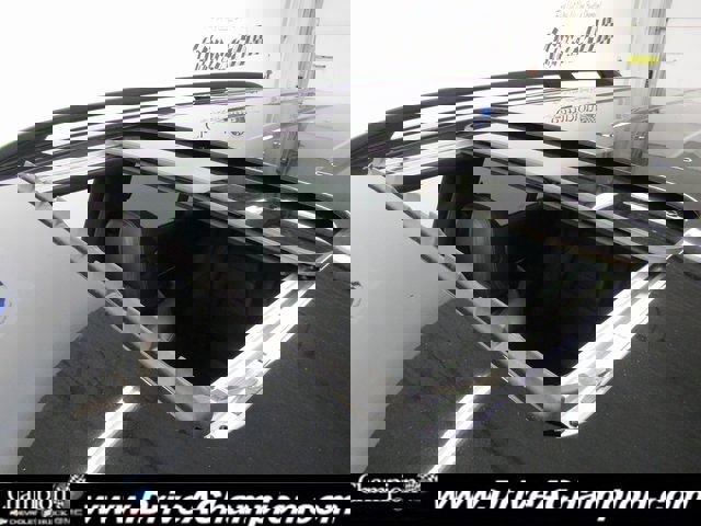 Used 2020 Mercedes-Benz GLE 350 4MATIC image 4