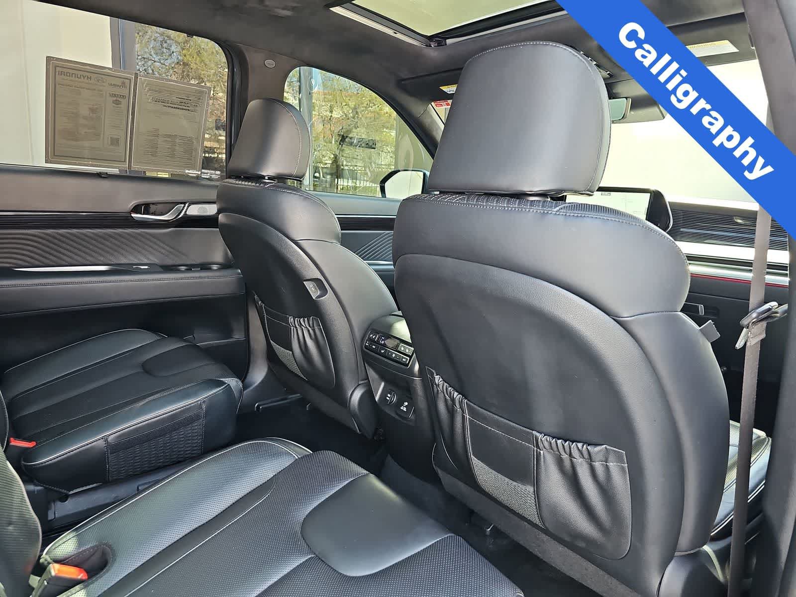 Certified 2023 Hyundai Palisade Calligraphy FWD image 16