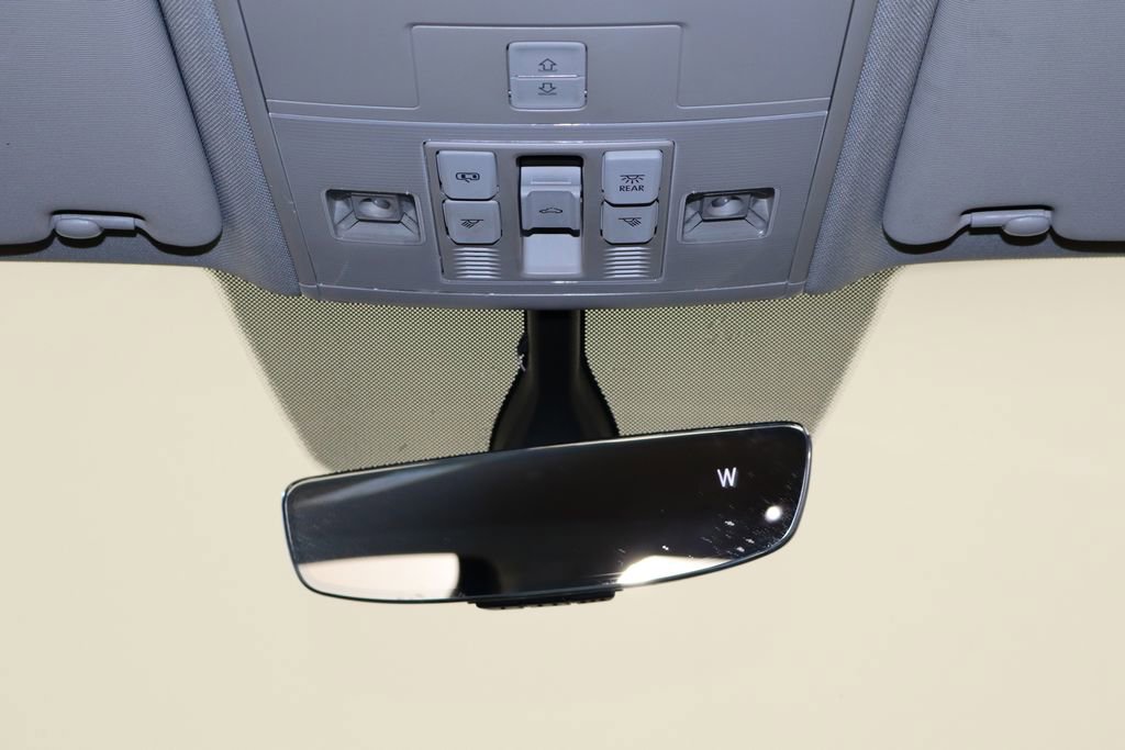 Used 2021 Volkswagen Atlas SE image 26