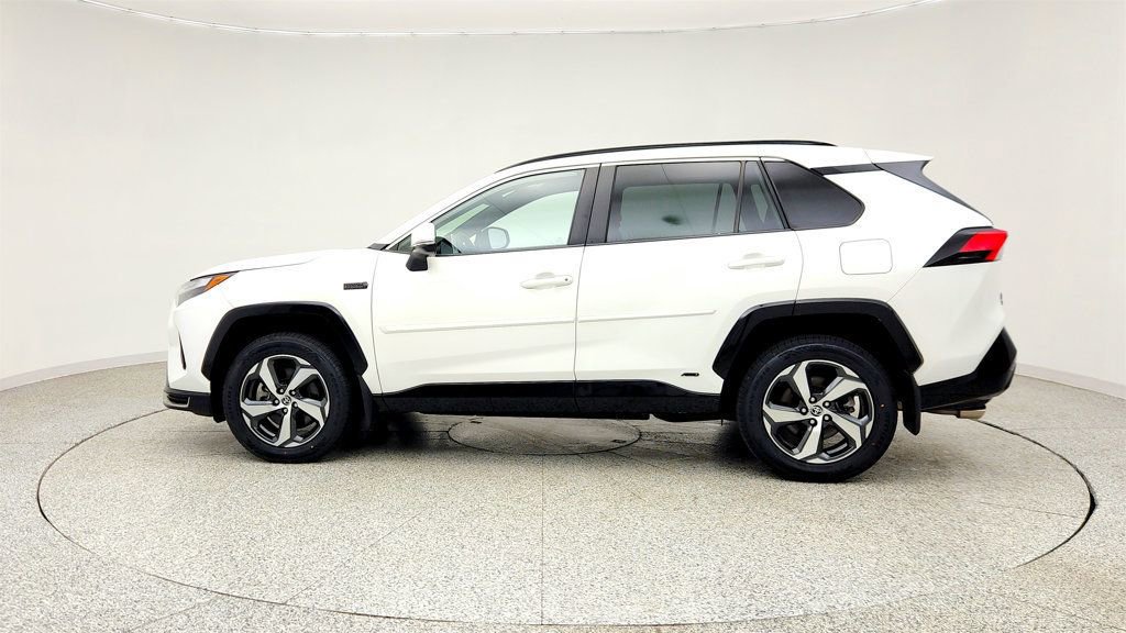 Used 2023 Toyota RAV4 SE w/ Weather & Moonroof Package AWD/4WD image 8