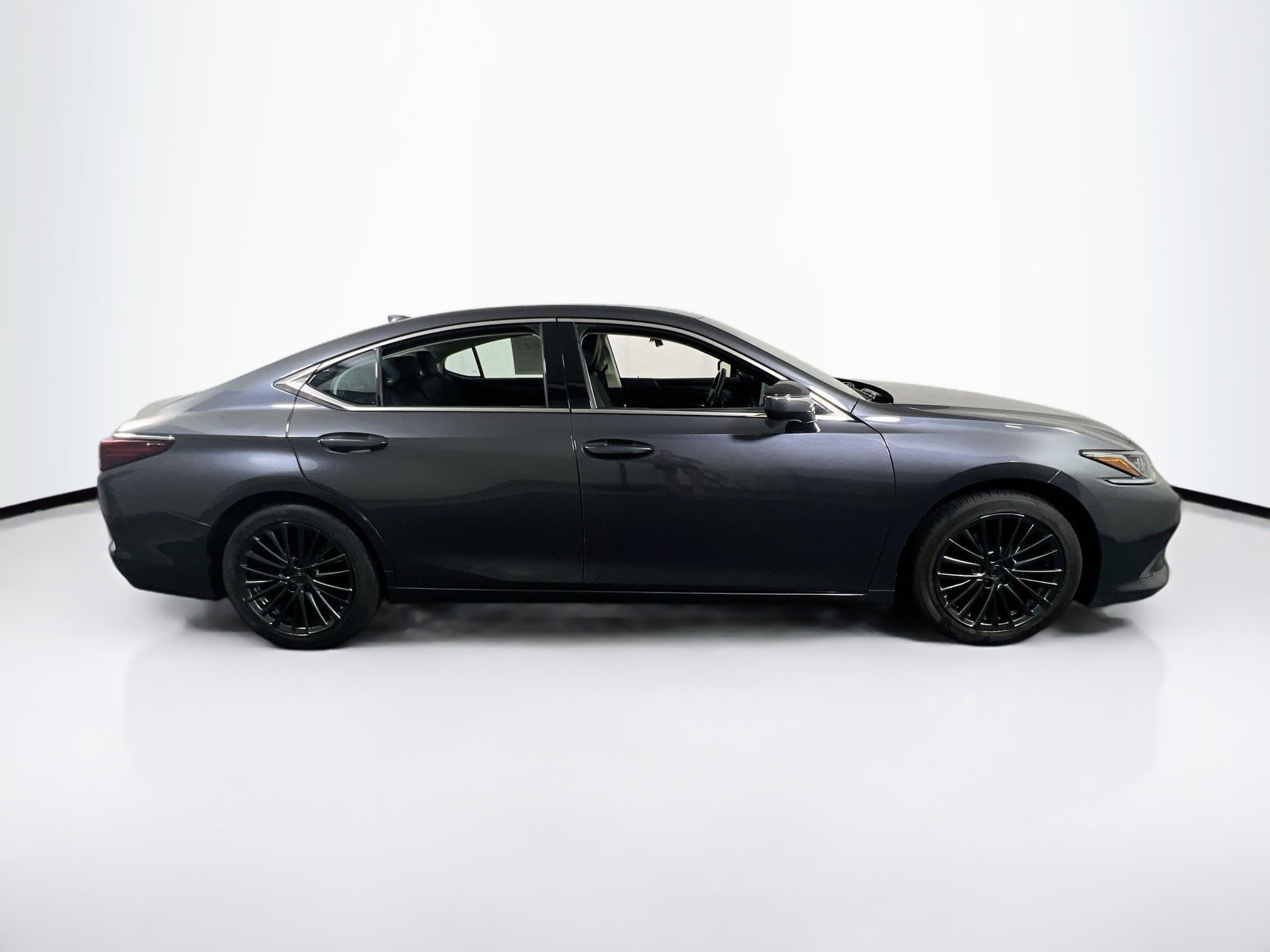 Used 2022 Lexus ES 350 w/ Premium Package image 4