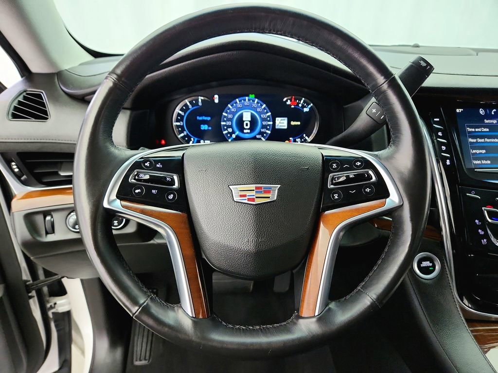 Used 2017 Cadillac Escalade 4WD image 13
