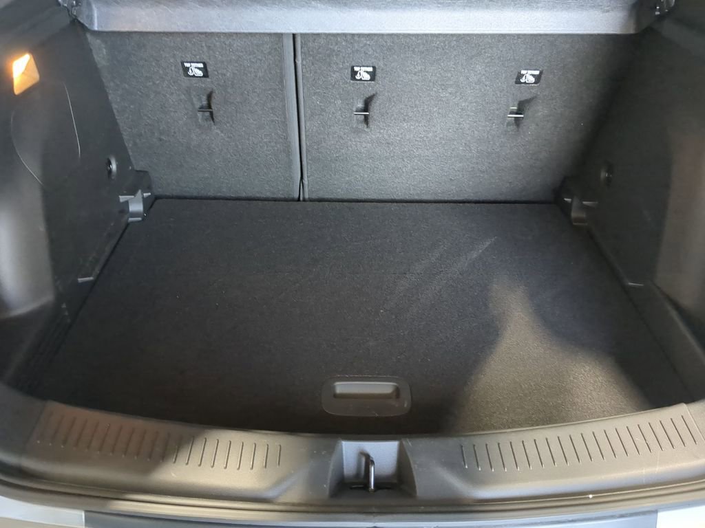 Used 2023 Buick Encore GX Select w/ Safety Package II FWD image 31