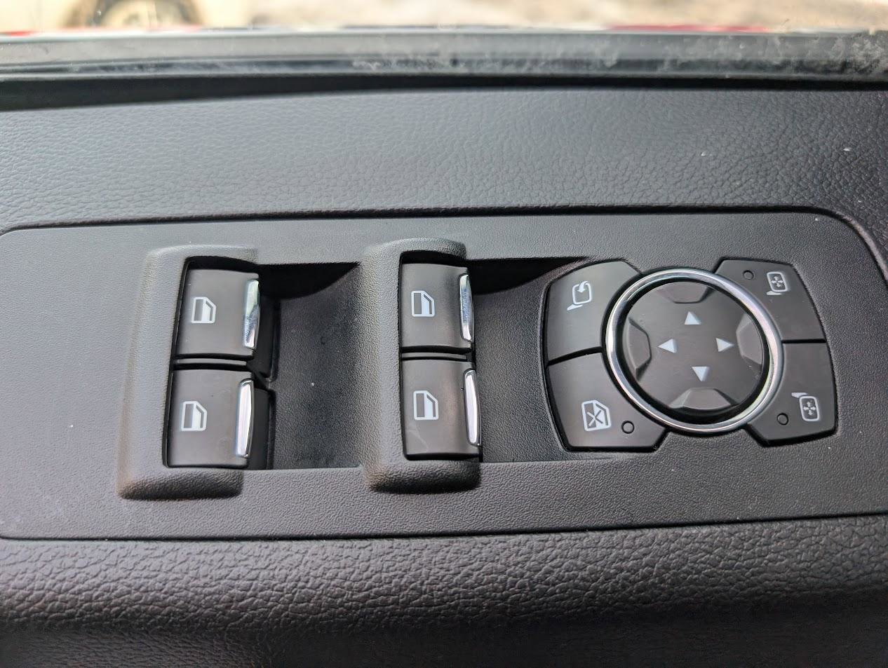 Used 2016 Ford F150 Limited w/ Trailer Tow Package image 34