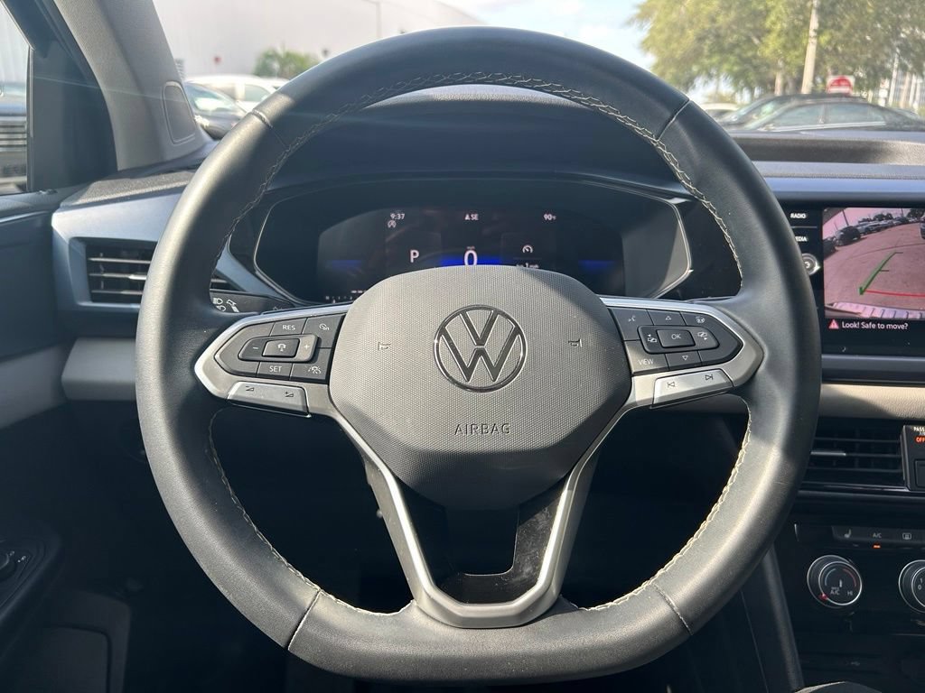 Certified 2023 Volkswagen Taos SE w/ Panoramic Sunroof Package FWD image 21