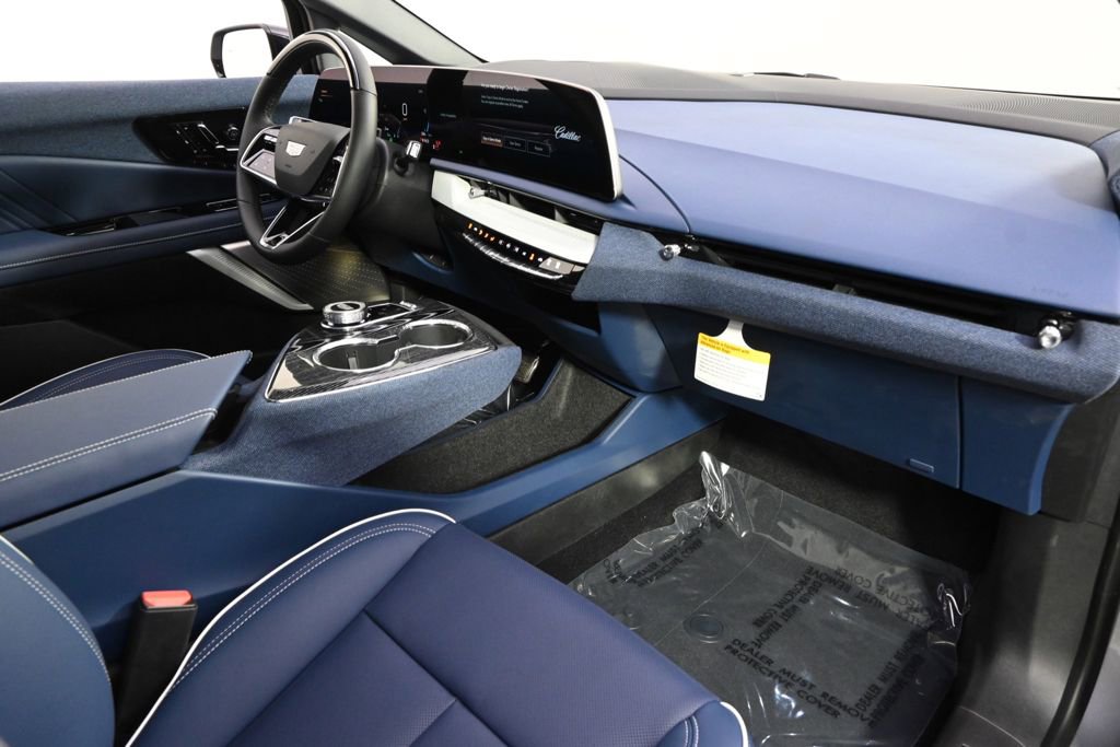New 2026 Cadillac Optiq Luxury 2 AWD/4WD image 15