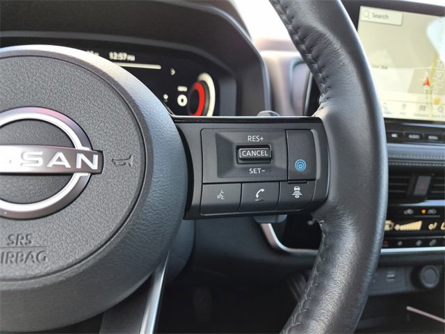 Used 2023 Nissan Rogue Platinum w/ Platinum Premium Package image 32