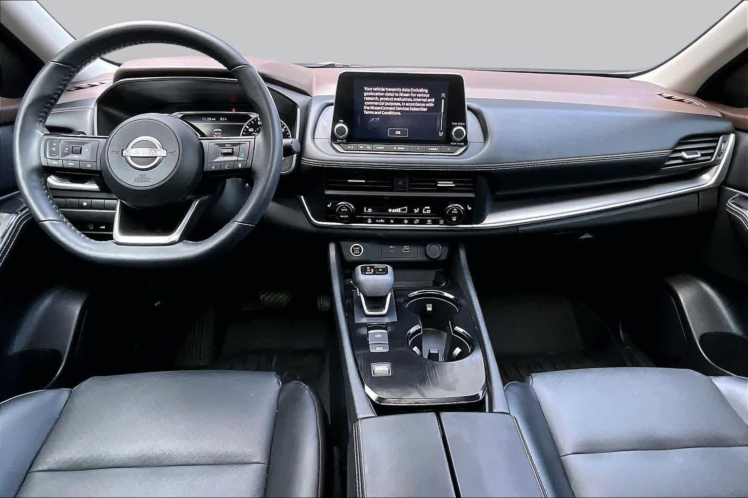 Used 2023 Nissan Rogue SV w/ SV Premium B Package FWD image 16
