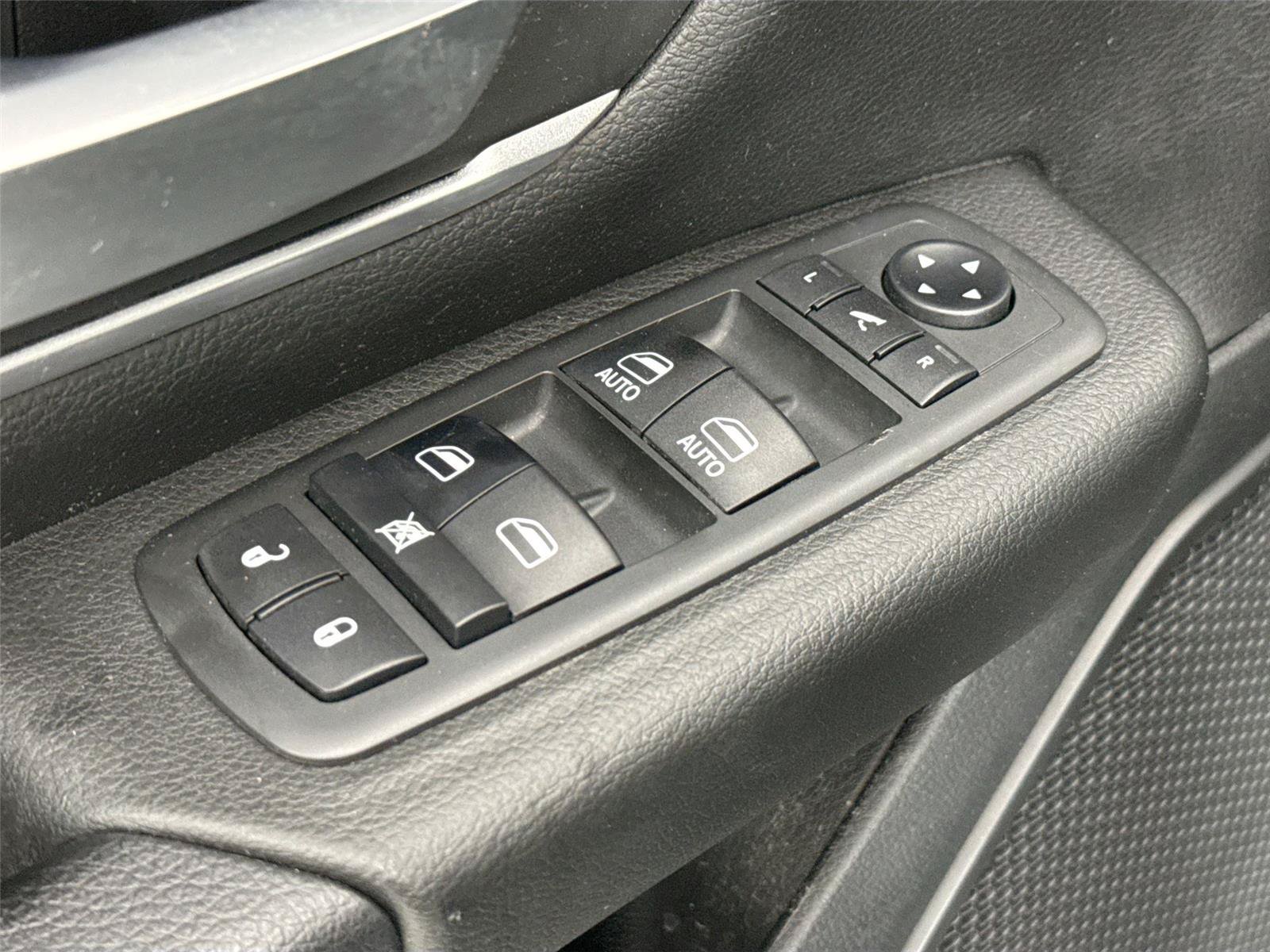 Used 2019 RAM 1500 Big Horn AWD/4WD image 26