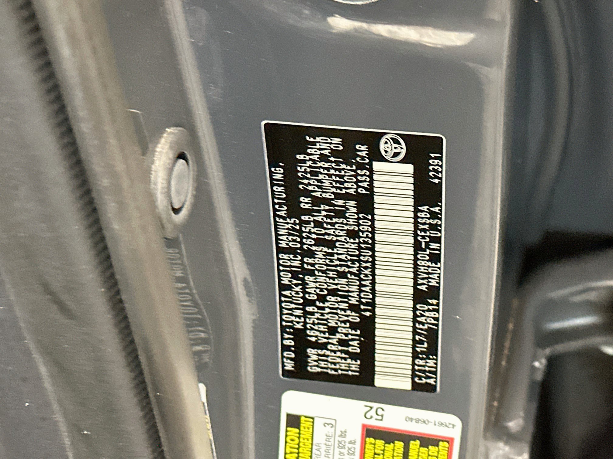 Used 2025 Toyota Camry SE FWD image 12
