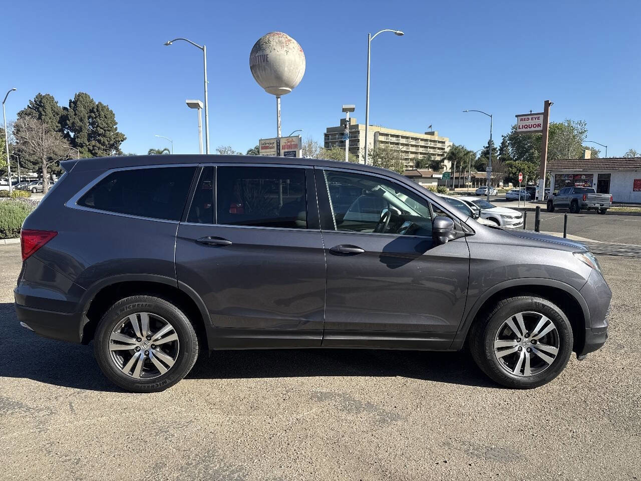 Used 2017 Honda Pilot EX image 13
