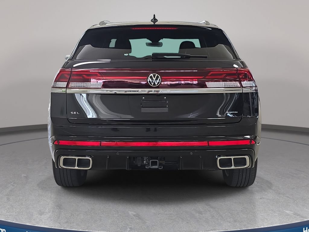 Used 2024 Volkswagen Atlas Cross Sport SEL R-Line AWD/4WD image 8