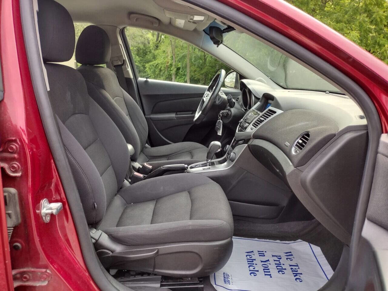 Used 2012 Chevrolet Cruze LT FWD image 16