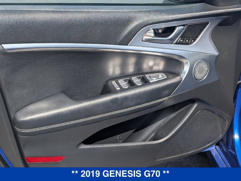Used 2019 Genesis G70 3.3T Advanced AWD/4WD image 11